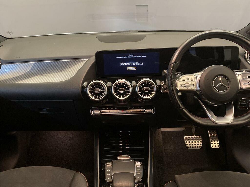 Mercedes-Benz GLA Class Gla 180 1.3 Amg Line Premium Nq LM22OBO Silver #5