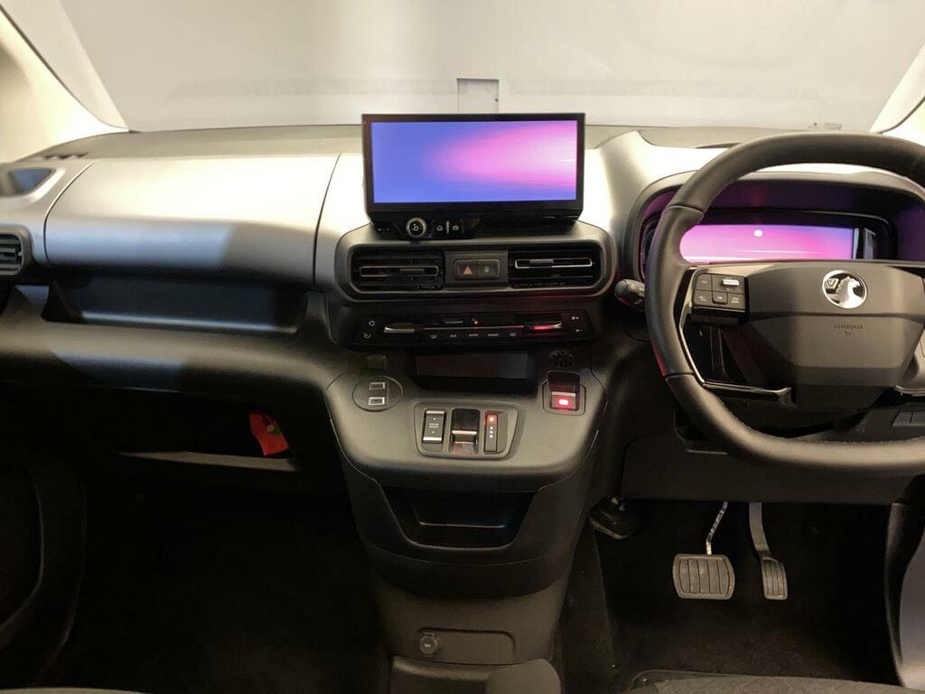 Vauxhall Combo-e Life 52Kwh 136 Bhp Ultimate XL Nq  #5