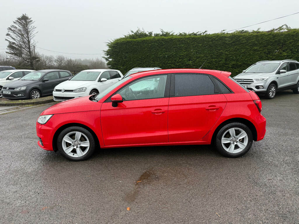Audi A1 1.0 Tfsi Sport S-tronic Red #4