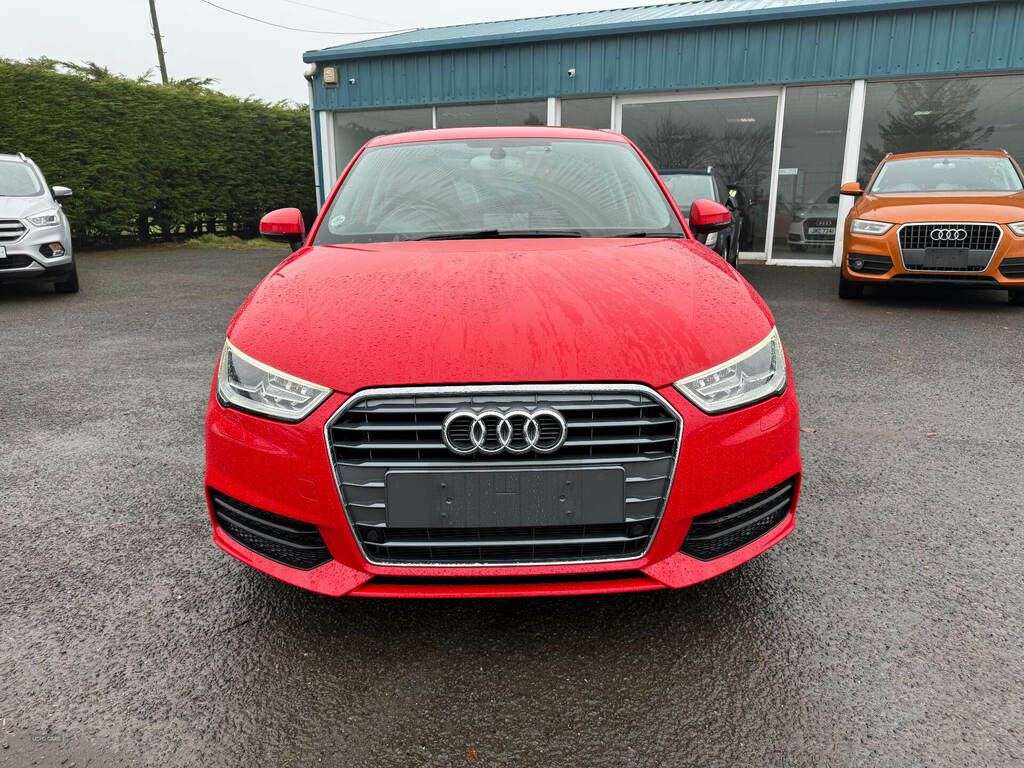 Audi A1 1.0 Tfsi Sport S-tronic Red #2