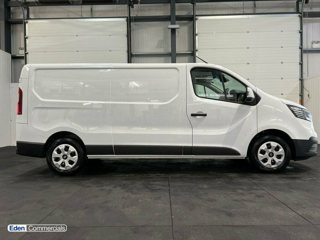 Renault Trafic 2L Advance YF75OHT White #3