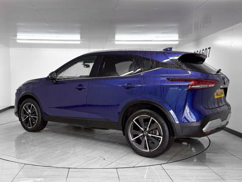 Nissan Qashqai+2 Hatchback White #9