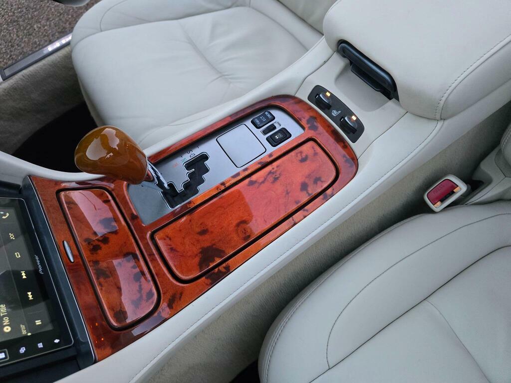 Lexus SC 4.3L Auto #60