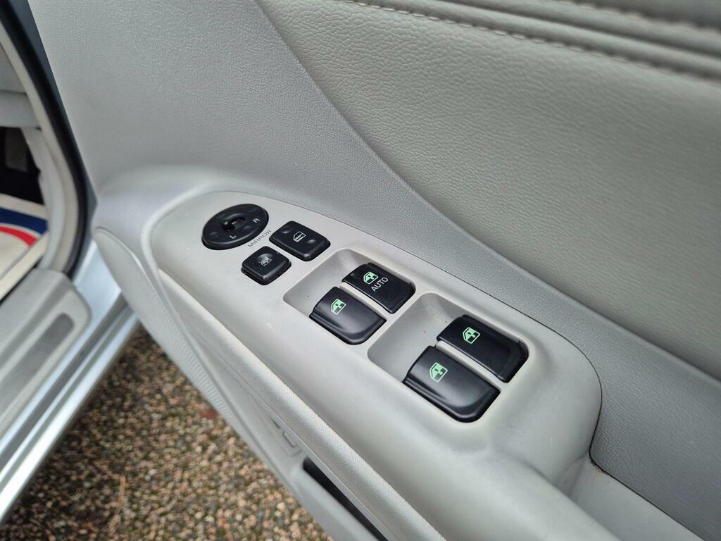 Hyundai Sonata Cdx Silver #44