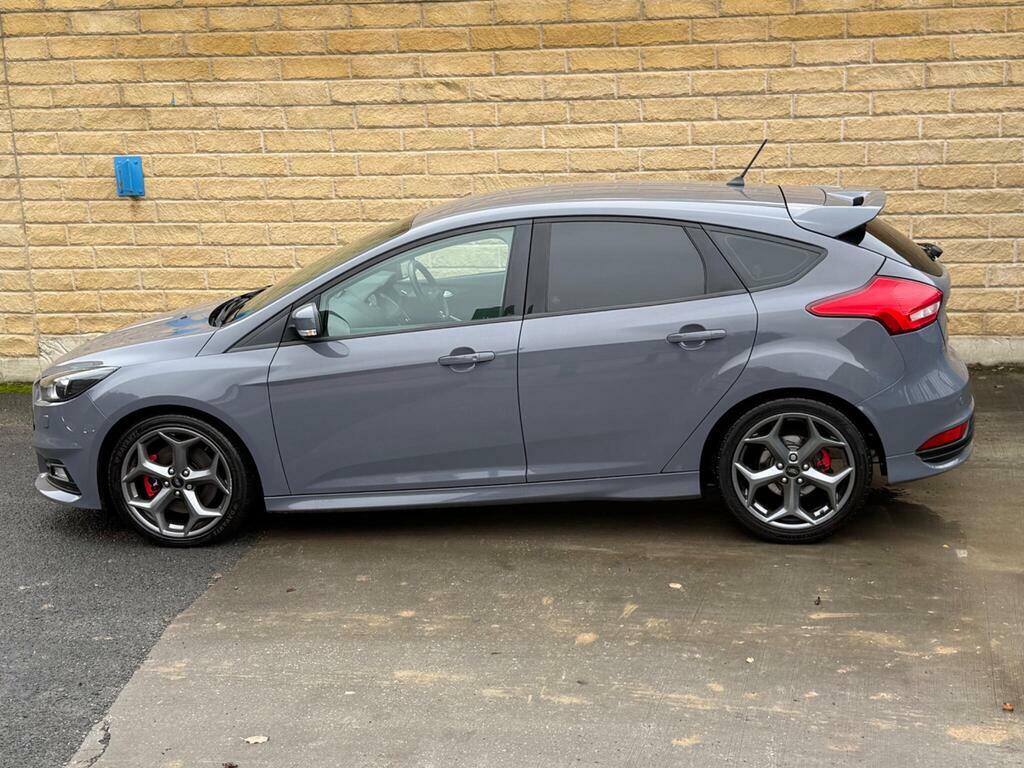 Ford Focus 2.0T Ecoboost St-3 Euro 6 S S Grey #2