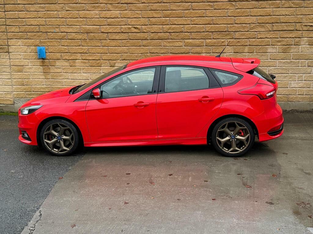 Ford Focus 2.0 Tdci St-1 Euro 6 S S Red #2