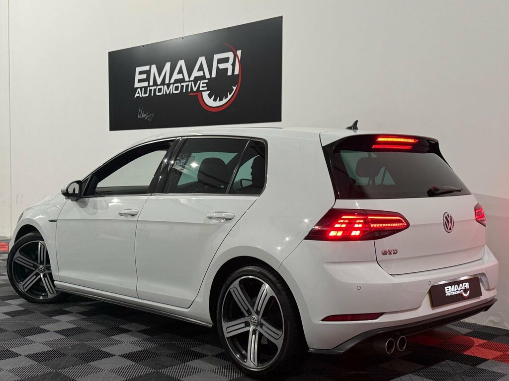 Volkswagen Golf 2.0 Tdi Gtd Blueline Dsg Euro 6 Ss WG18LMY White #3
