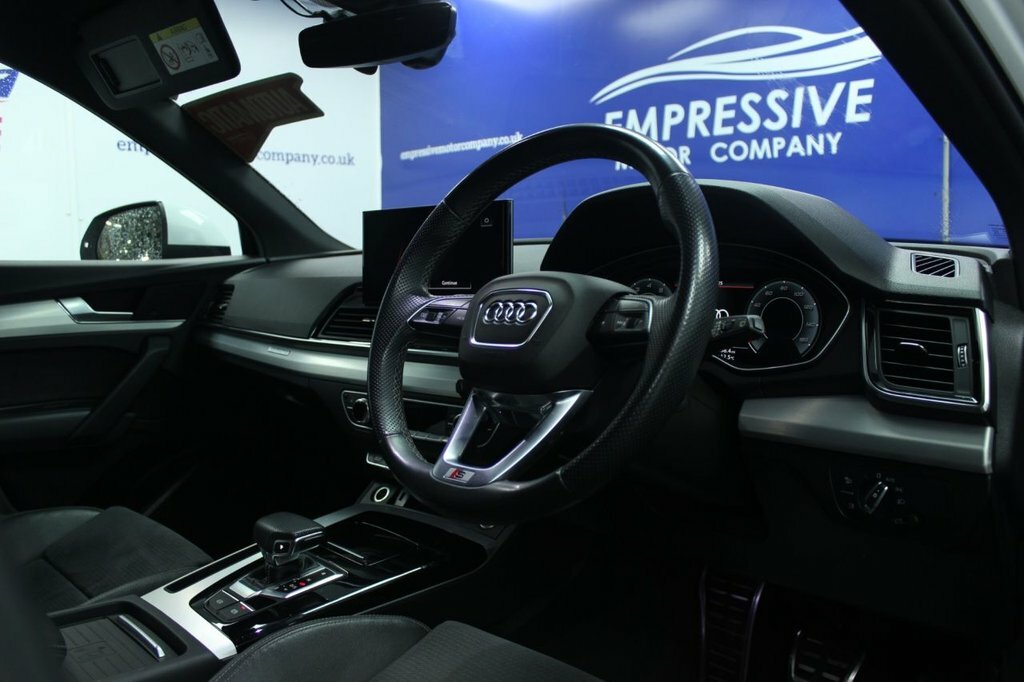 Audi Q5 2L S Line KW70YAO White #4