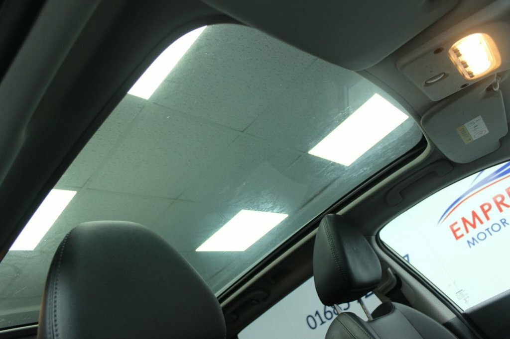 Nissan Qashqai 1.3L Tekna VK19OUP White #6