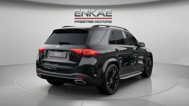 Mercedes-Benz GLE Class 2022 2.9 Gle400d Amg Line Premium Plus Suv D KR22DYT Black #4