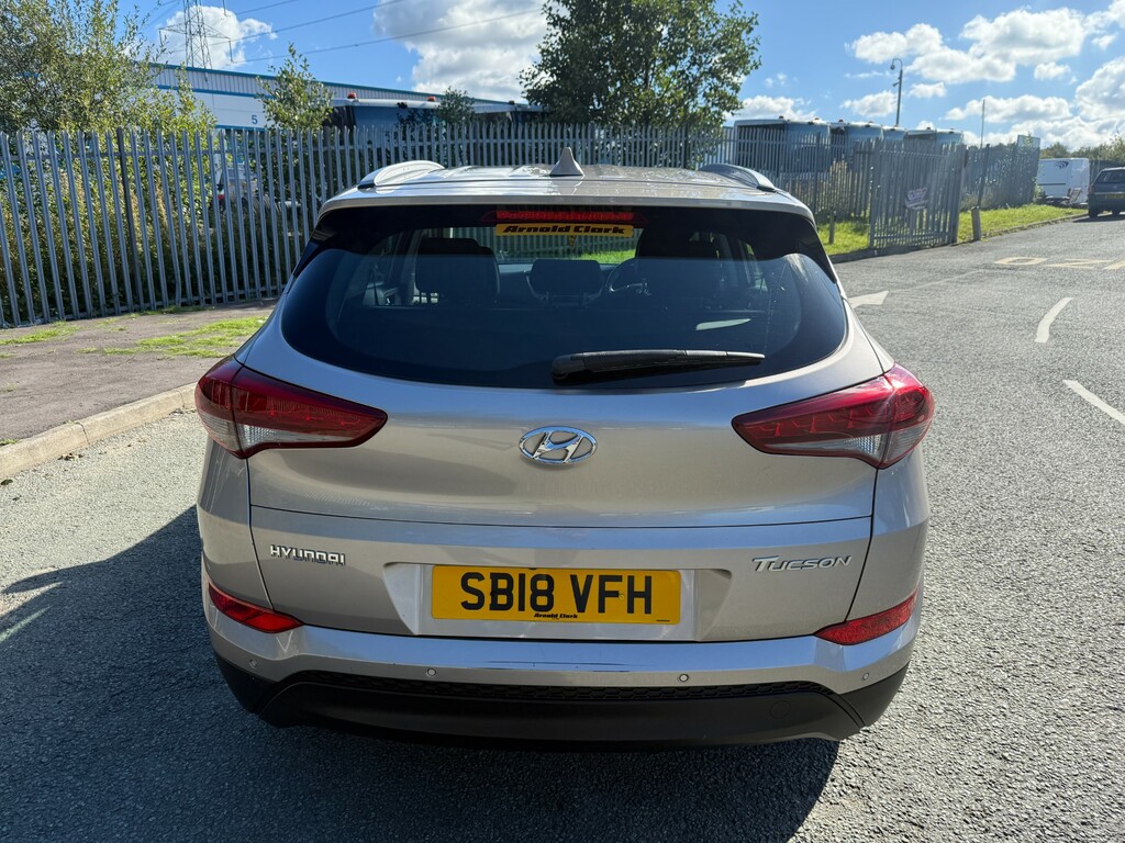 Hyundai Tucson 1.6 Gdi Blue Drive Se Nav Suv Eu SB18VFH Beige #6