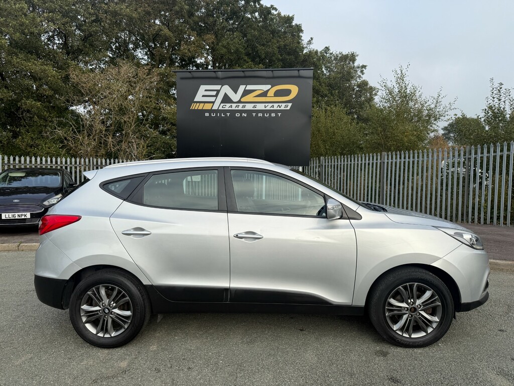 Hyundai Ix35 1.7 Crdi Se Suv Euro 5 Ss 11 NG14JJL Silver #2
