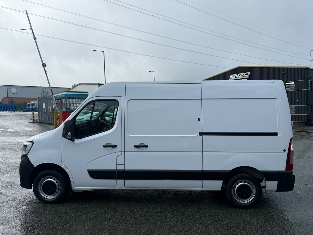 Renault Master 2.3 Dci 35 Business Panel Van Fw SD21PHF White #4