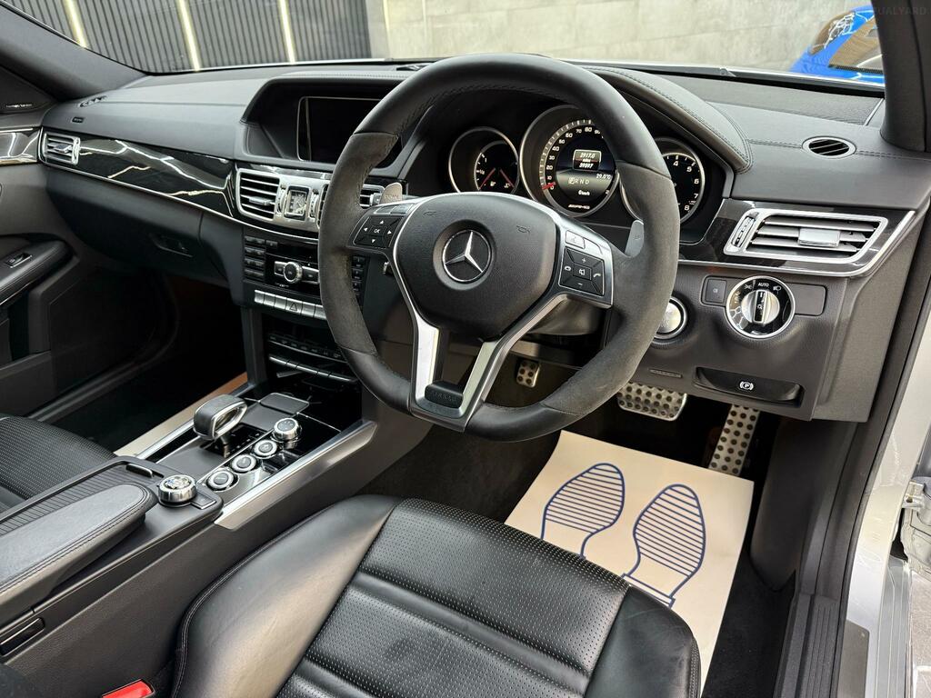 Mercedes-Benz E Class Amg E63 #3