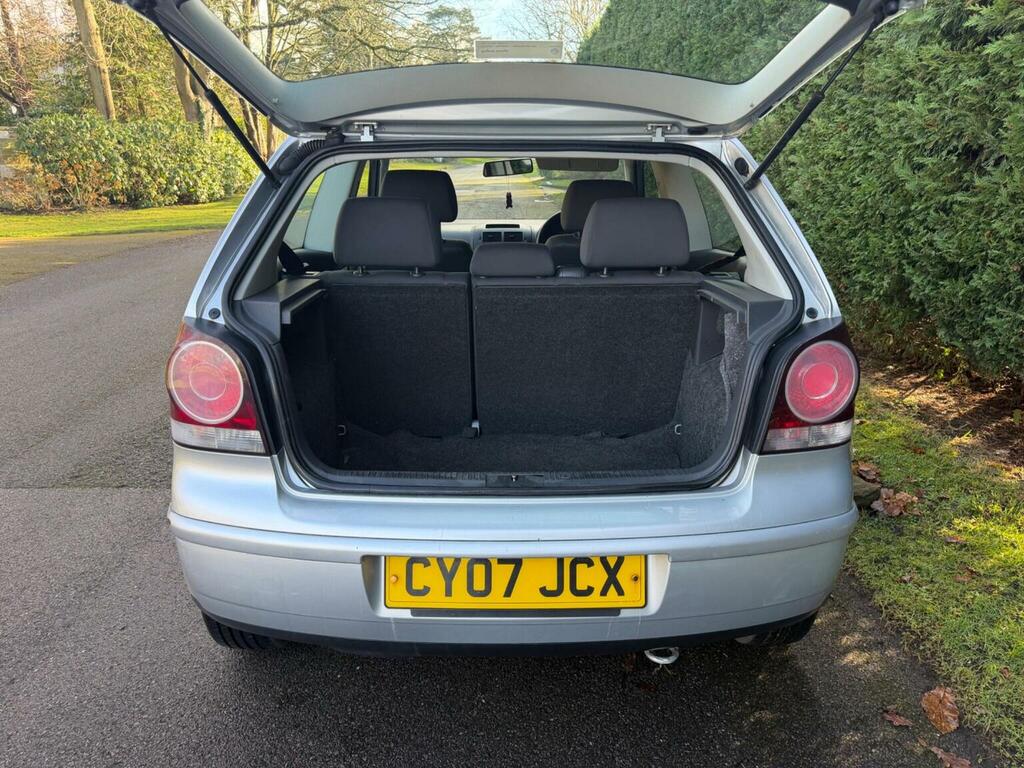 Volkswagen Polo Hatchback 1.4 S 200707 Silver #4