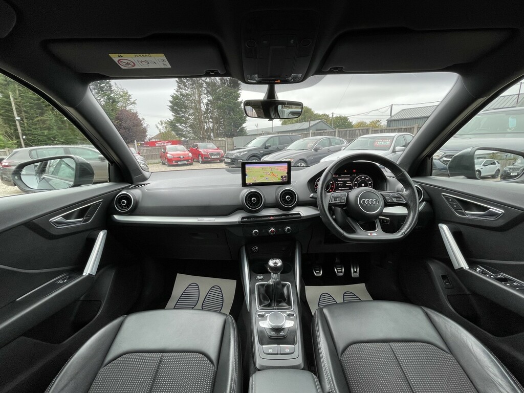 Audi Q2 1.0 Tfsi 30 S Line GJ70XEE Grey #2