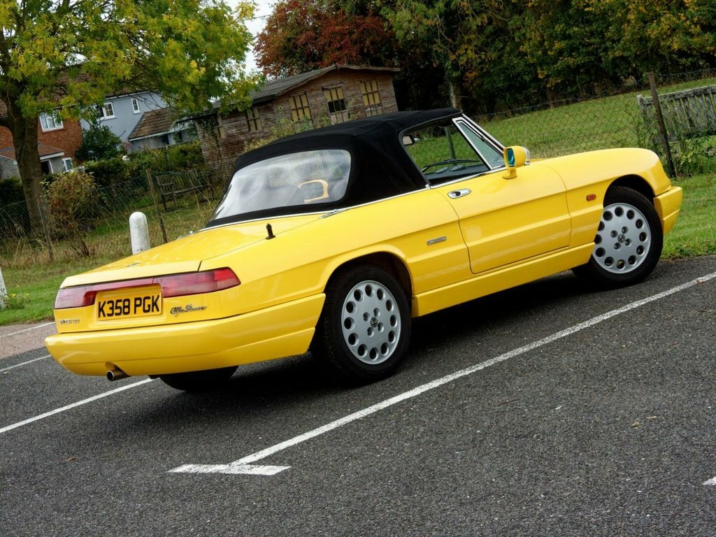 Alfa Romeo Spider 2.0 Ts 16V Lhd Green #11