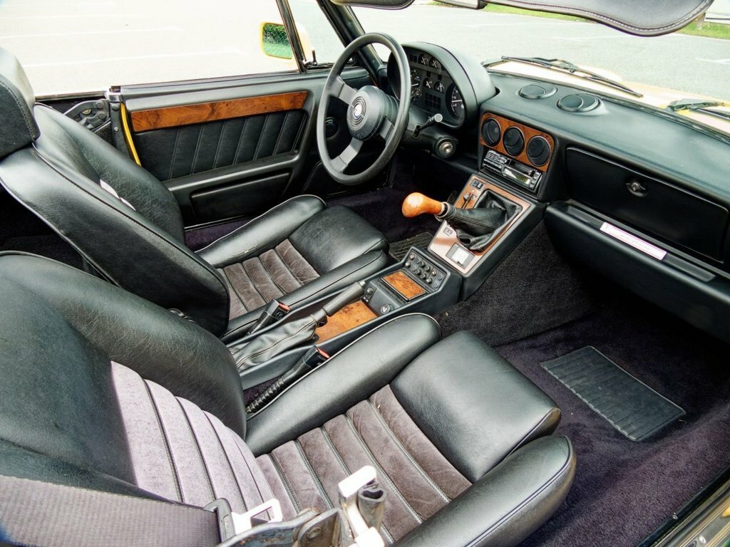 Alfa Romeo Spider 2.0 Ts 16V Lhd Green #28