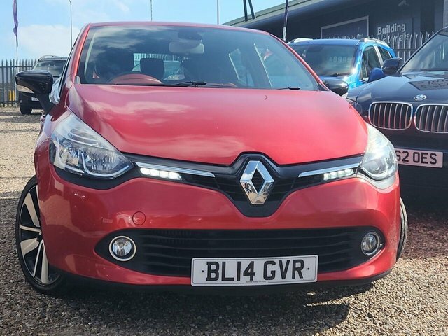 Renault Clio Dci Dynamique S Medianav Red