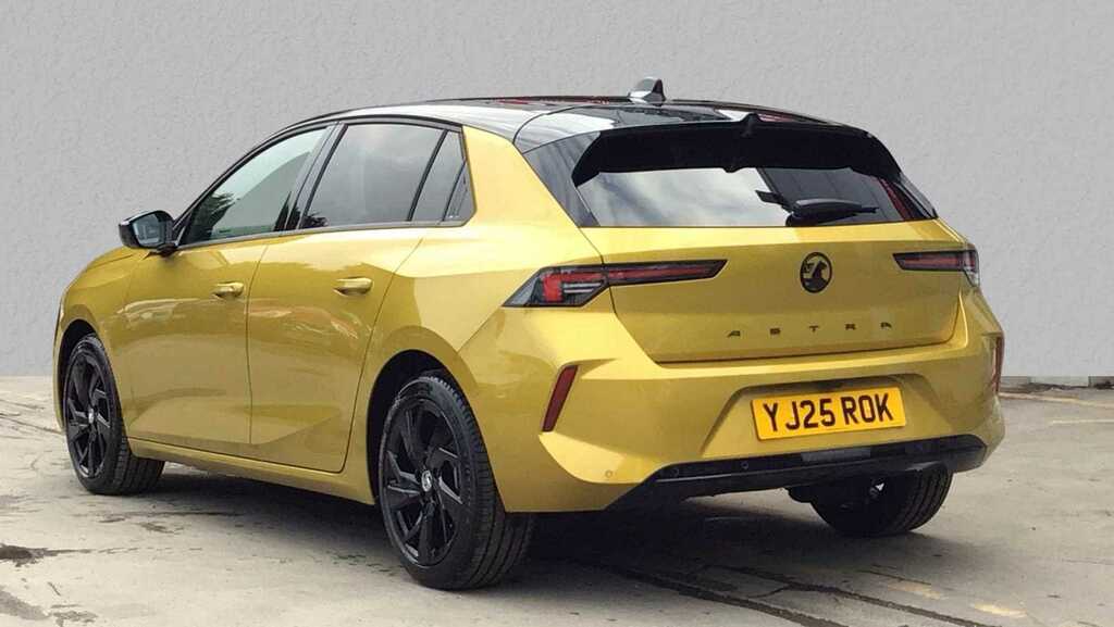 Vauxhall Astra 1.2 Turbo 130 Gs 2025 YJ25ROK Yellow #4