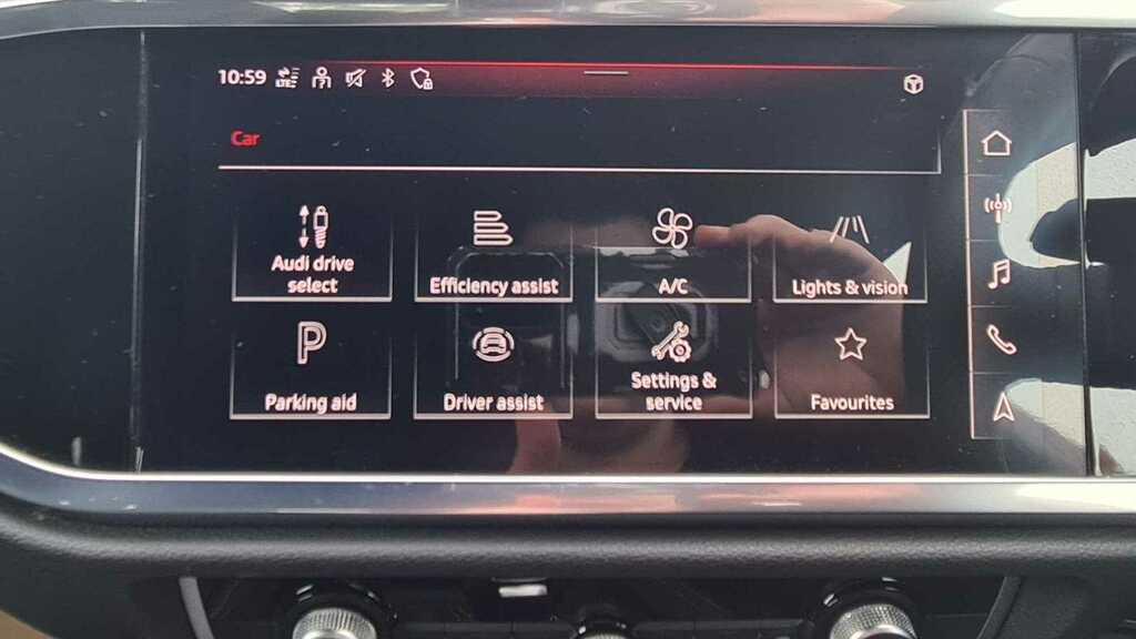Audi Q3 35 Tfsi Black Edition S Tronic 2022 NU22PVW Red