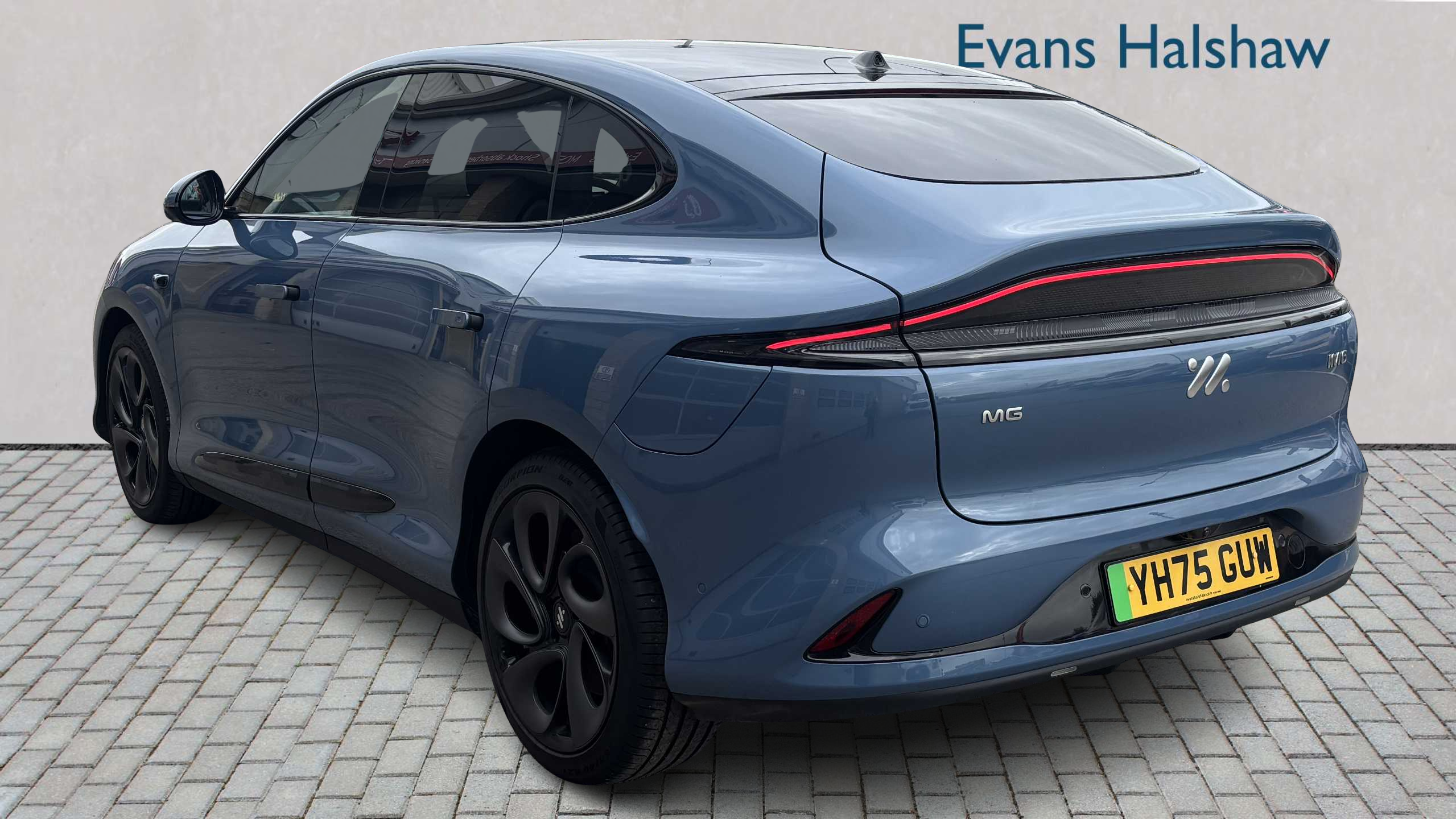 MG IM6 553Kw Launch Edition 100Kwh Awd 2025 YH75GUW Blue #5
