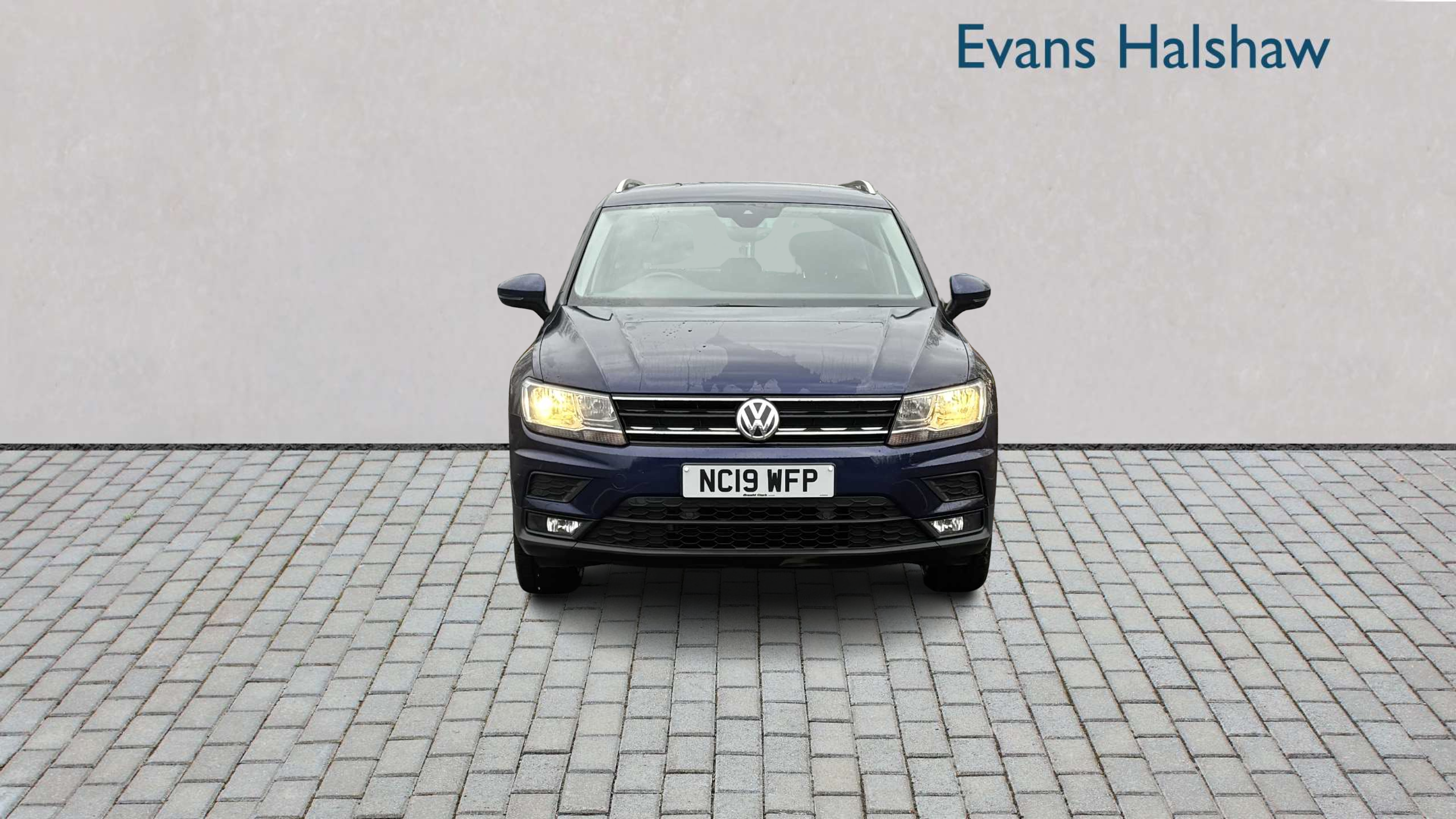 Volkswagen Tiguan 1.5 Tsi Evo 130 Match 2019 NC19WFP Black #3