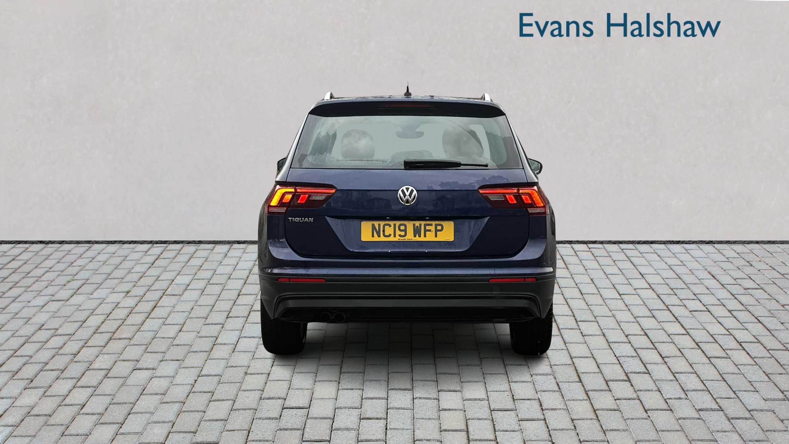 Volkswagen Tiguan 1.5 Tsi Evo 130 Match 2019 NC19WFP Black #5