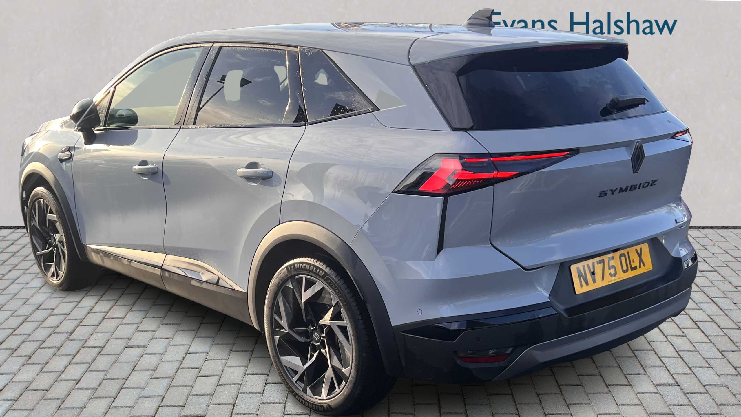 Renault Symbioz 1.8 E-tech Fhev 160 Iconic Esprit Alpine NV75OLX Grey #5