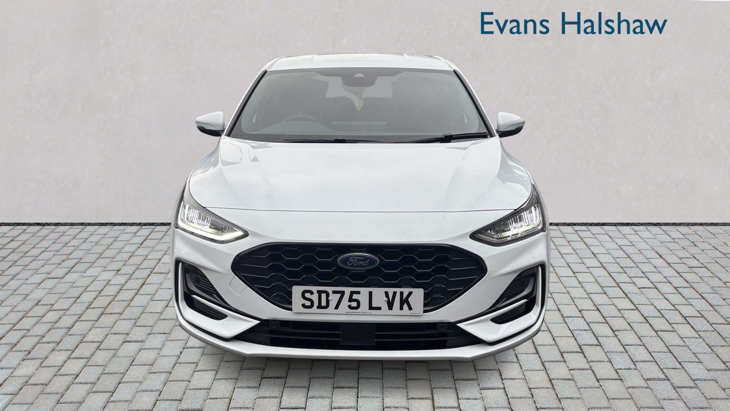 Ford Focus 1.0 Ecoboost Hybrid Mhev St-line 2025 SD75LVK White #3