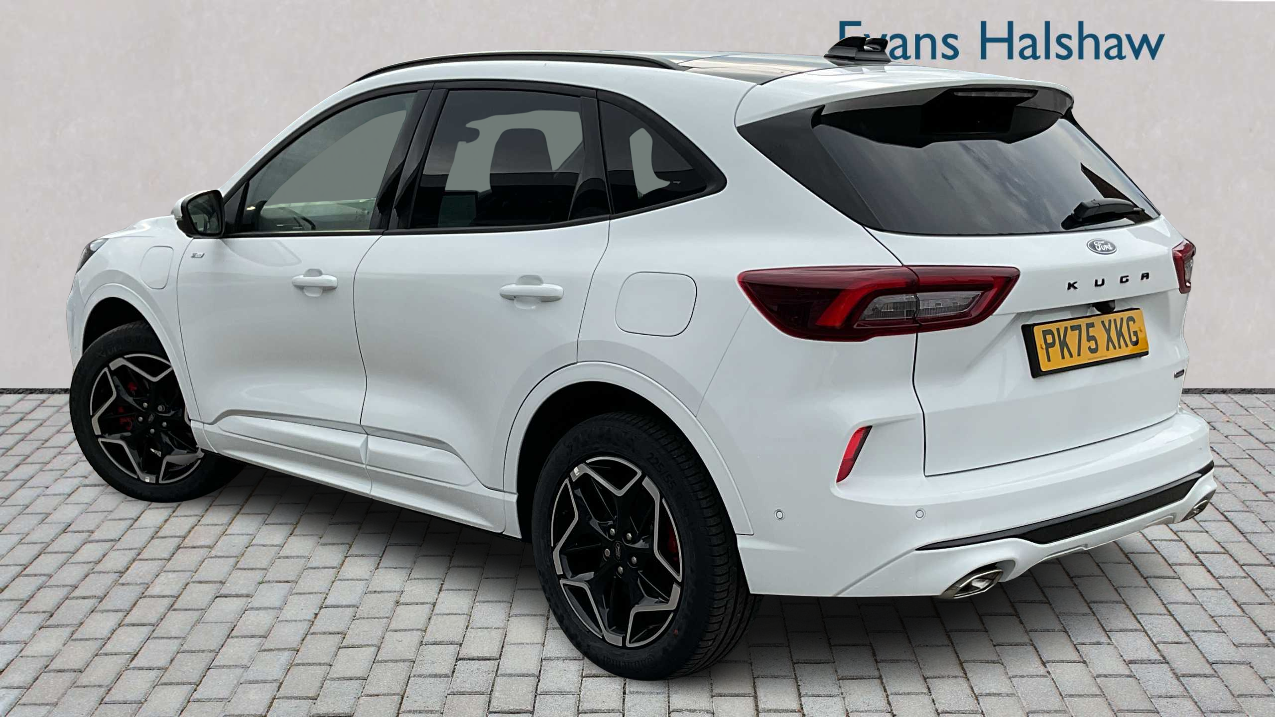 Ford Kuga 2.5 Phev St-line X Cvt 2025 PK75XKG White #2