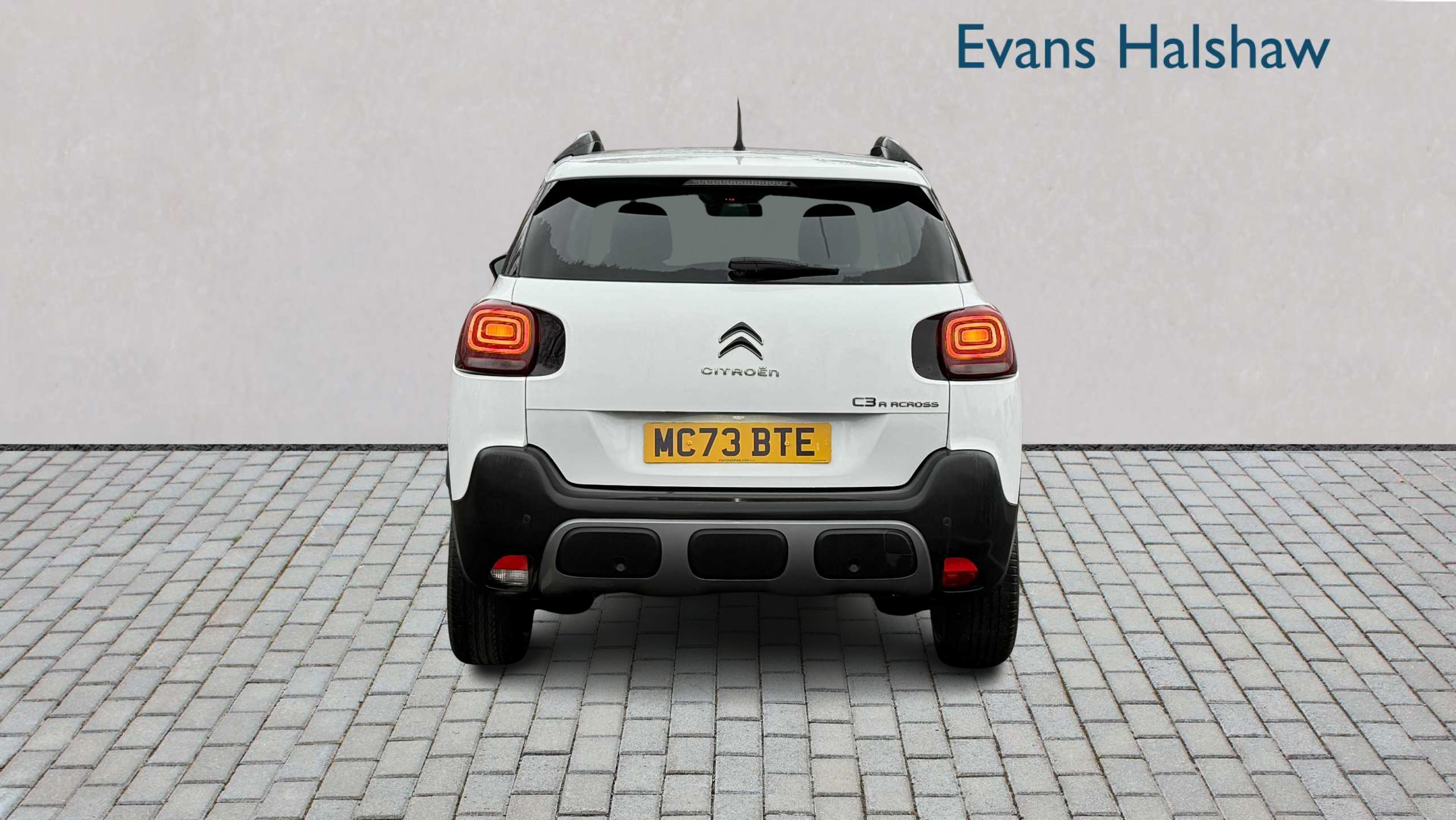 Citroen C3 Aircross 1.2 Puretech 110 You 2023 MC73BTE White #3