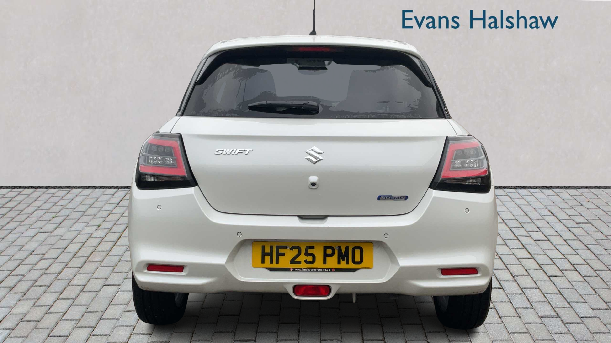 Suzuki Swift 1.2 Mild Hybrid Motion 2025 HF25PMO White #5