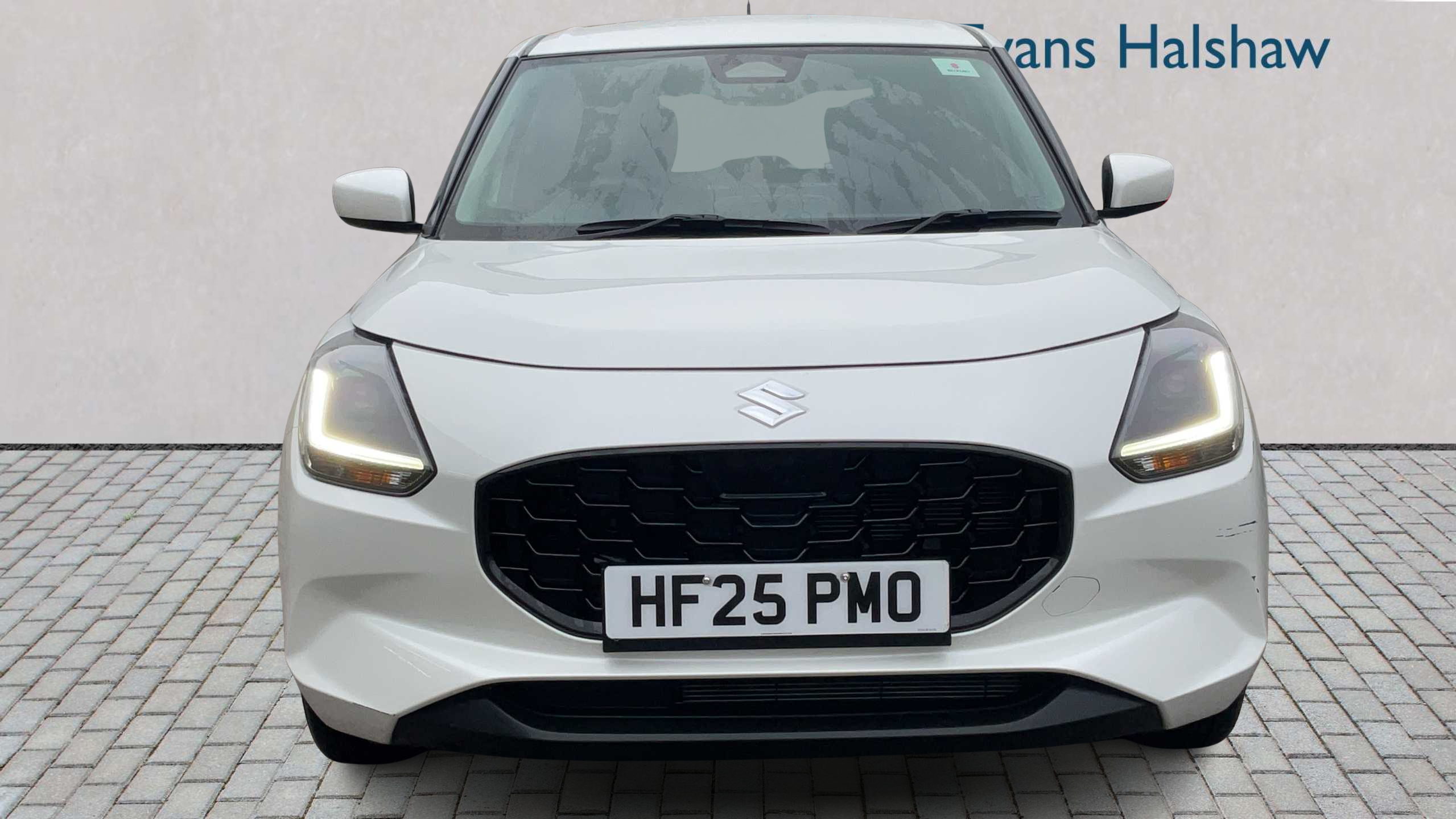 Suzuki Swift 1.2 Mild Hybrid Motion 2025 HF25PMO White #4