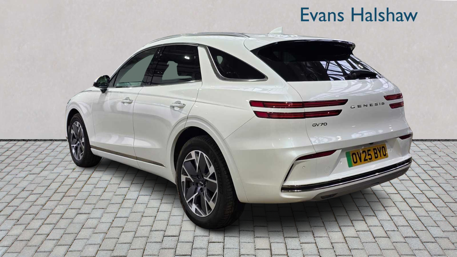 Genesis GV70 360Kw Pure 84Kwh Awd 2025 OV25BYO White #2