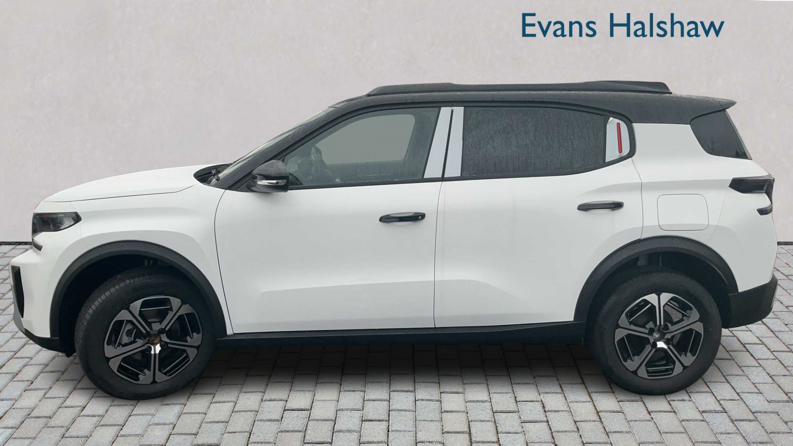 Citroen C3 Aircross 1.2 Turbo Plus 2025 YT75HRF White #3