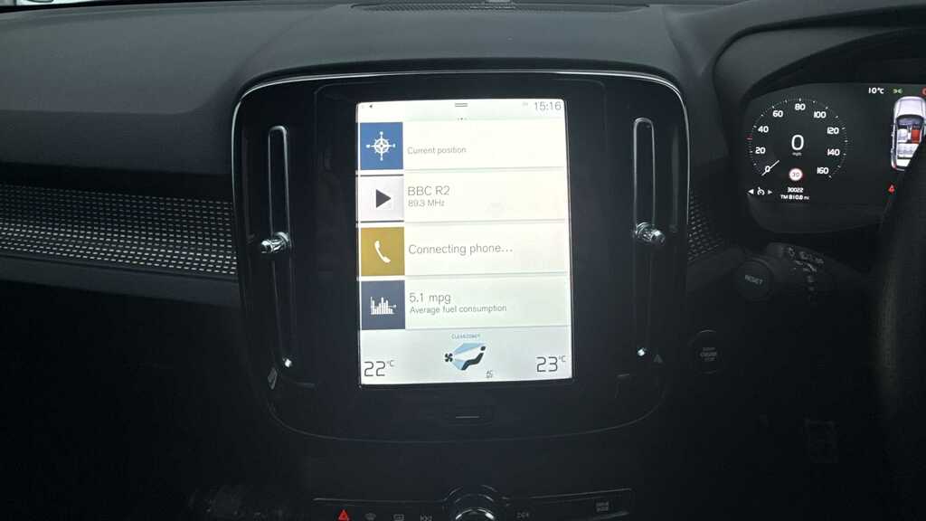 Volvo XC40 2.0 B4p R Design Awd 2020 LM70XZV Grey #3