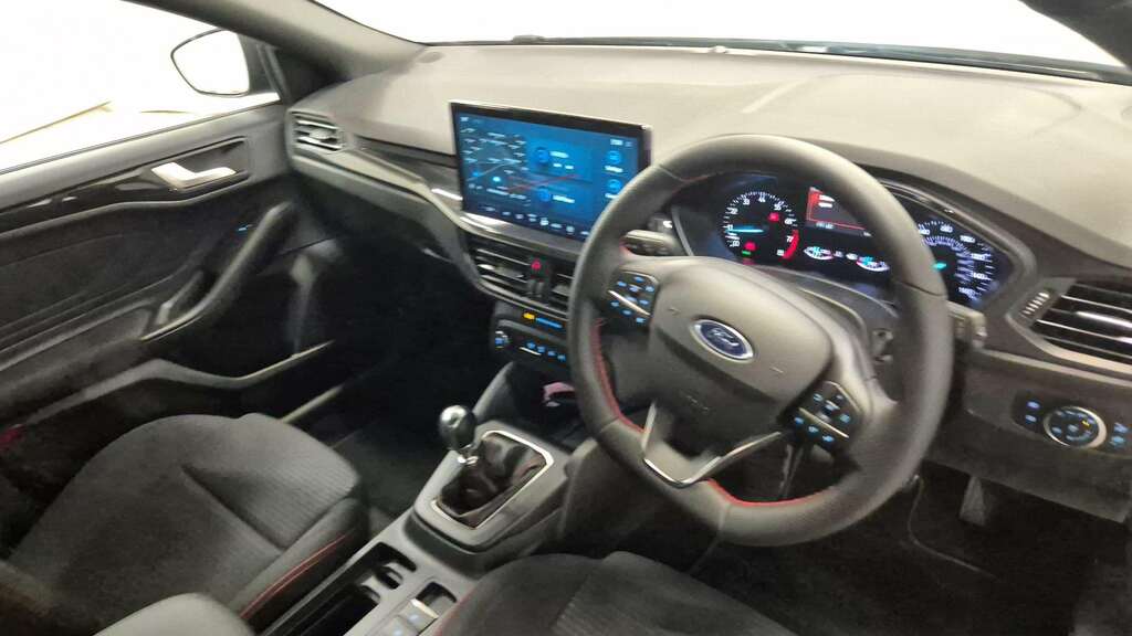 Ford Focus 1.0 Ecoboost Hybrid Mhev St-line 2025 BG75JWF Grey #2