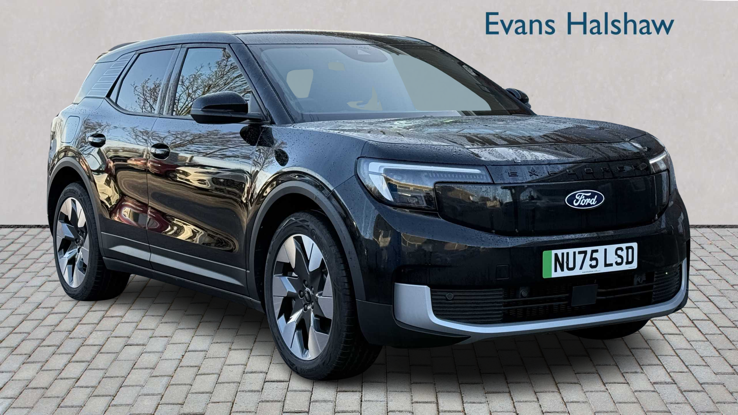 Ford Explorer 210Kw Premium 77Kwh 2025 Black
