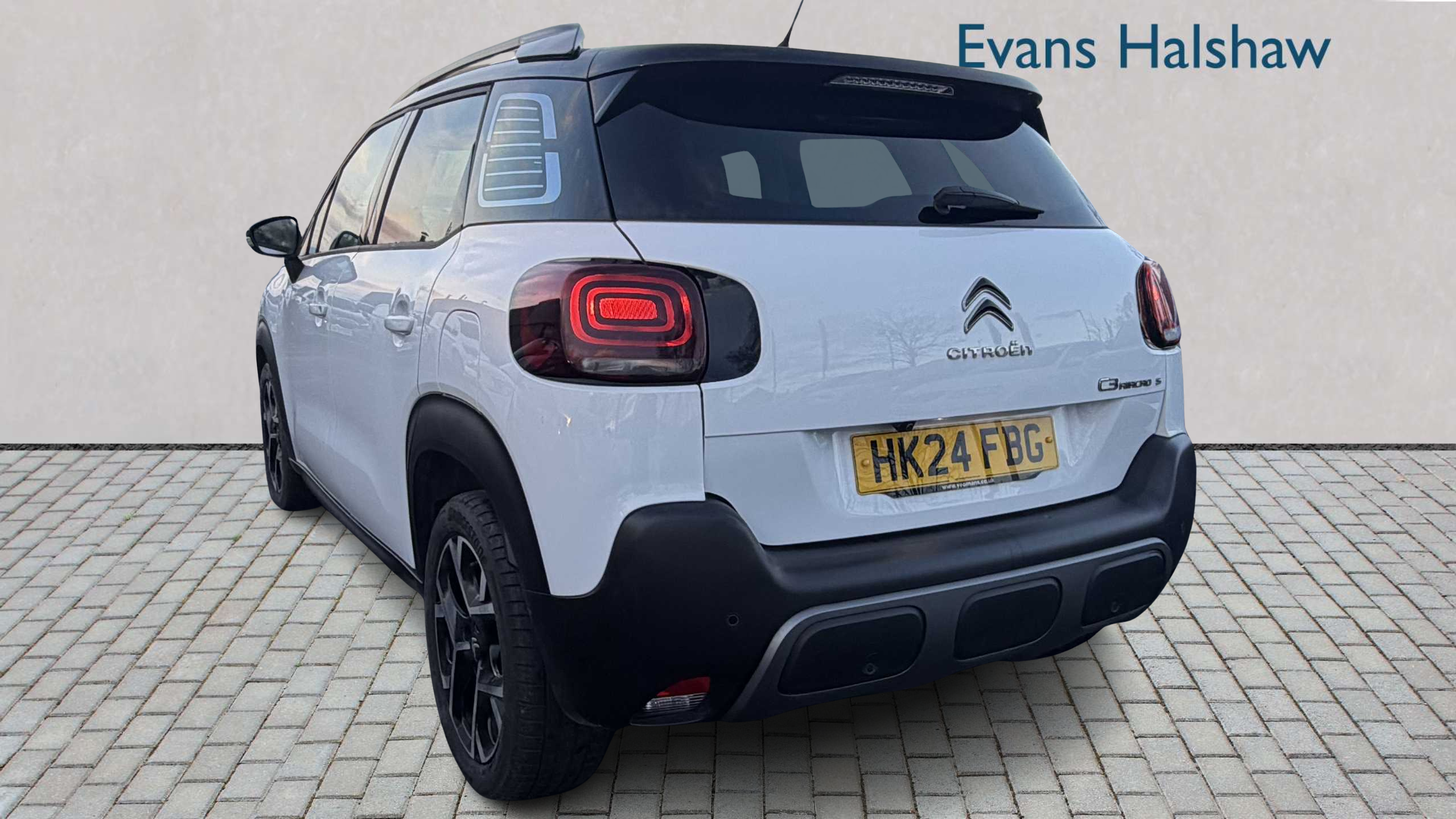 Citroen C3 Aircross 1.5 Bluehdi Max 2024 HK24FBG White #2