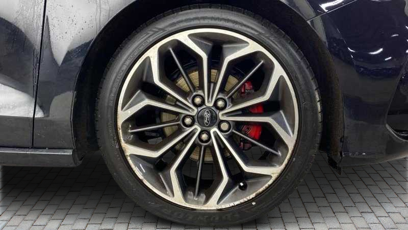 Ford Focus 1.5 Ecoblue St-line Vignale 2022 CA72YMM Black #4