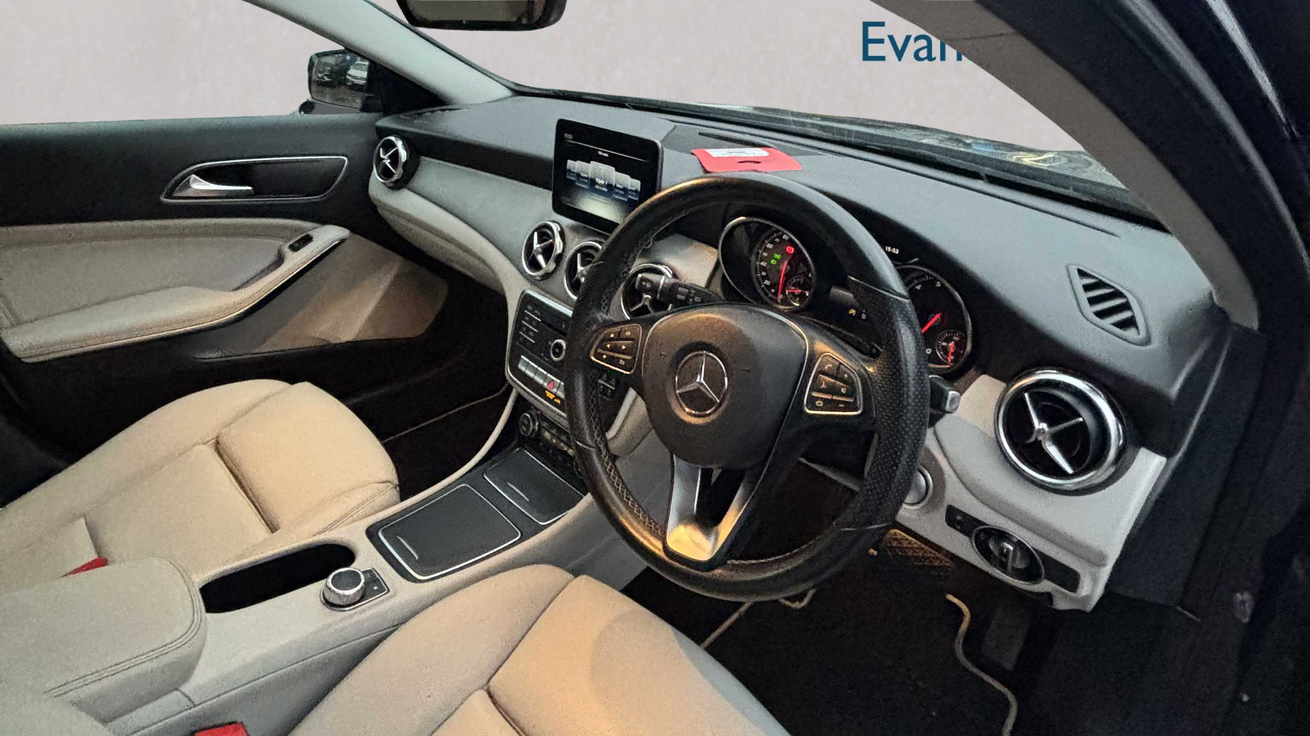 Mercedes-Benz GLA Class 200 Sport Premium 2018 FY18XOT Blue #5