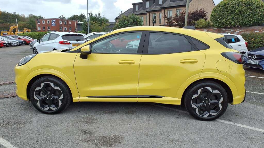 Ford Puma 123Kw Premium 43Kwh 2025 MD25NJJ Yellow #4
