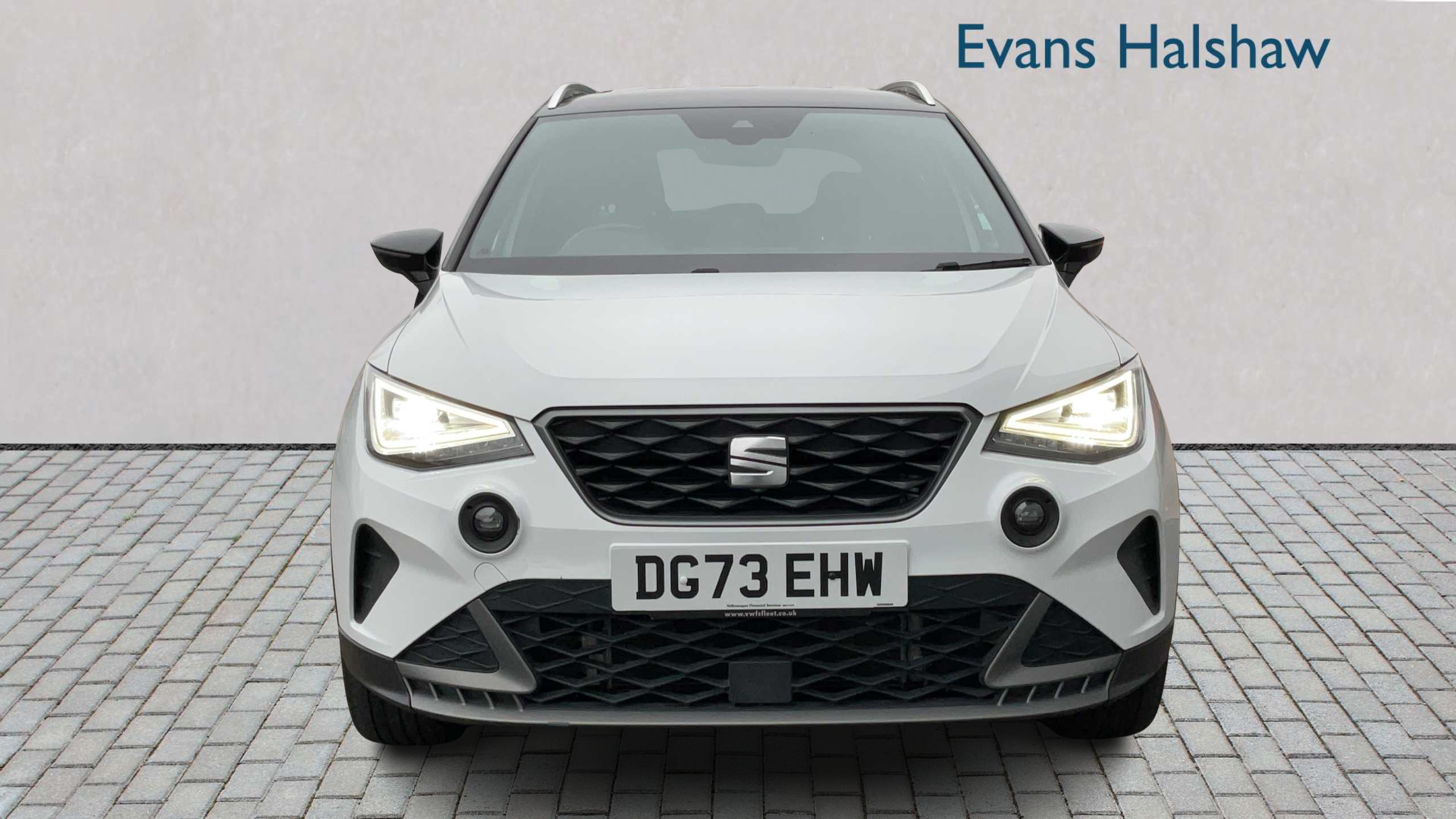 Seat Arona 1.0 Tsi 110 Fr 2023 DG73EHW White #4