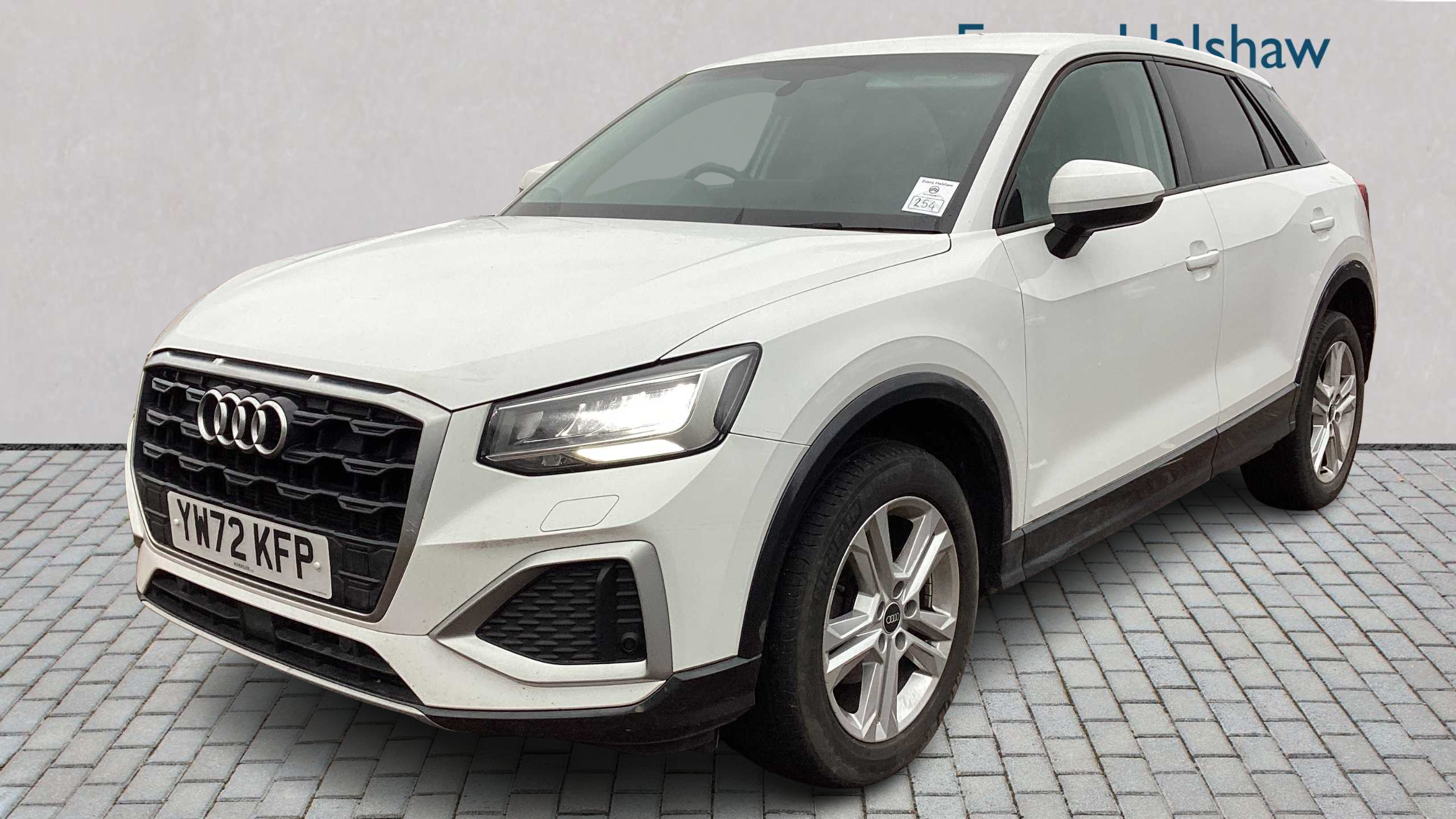 Audi Q2 35 Tfsi Sport S Tronic 2023 YW72KFP White #3