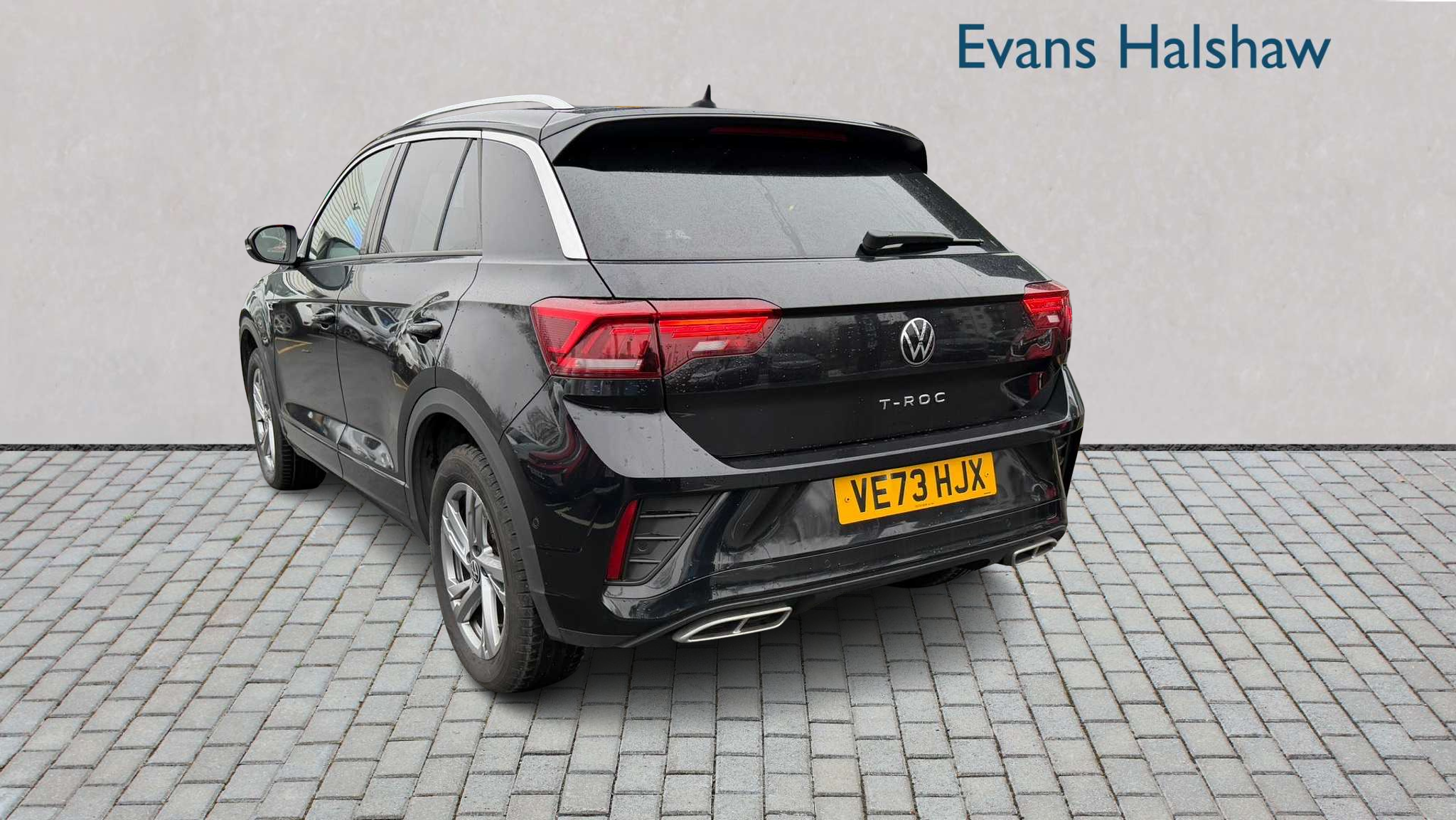 Volkswagen T-Roc 1.5 Tsi R-line 2024 VE73HJX Black #2