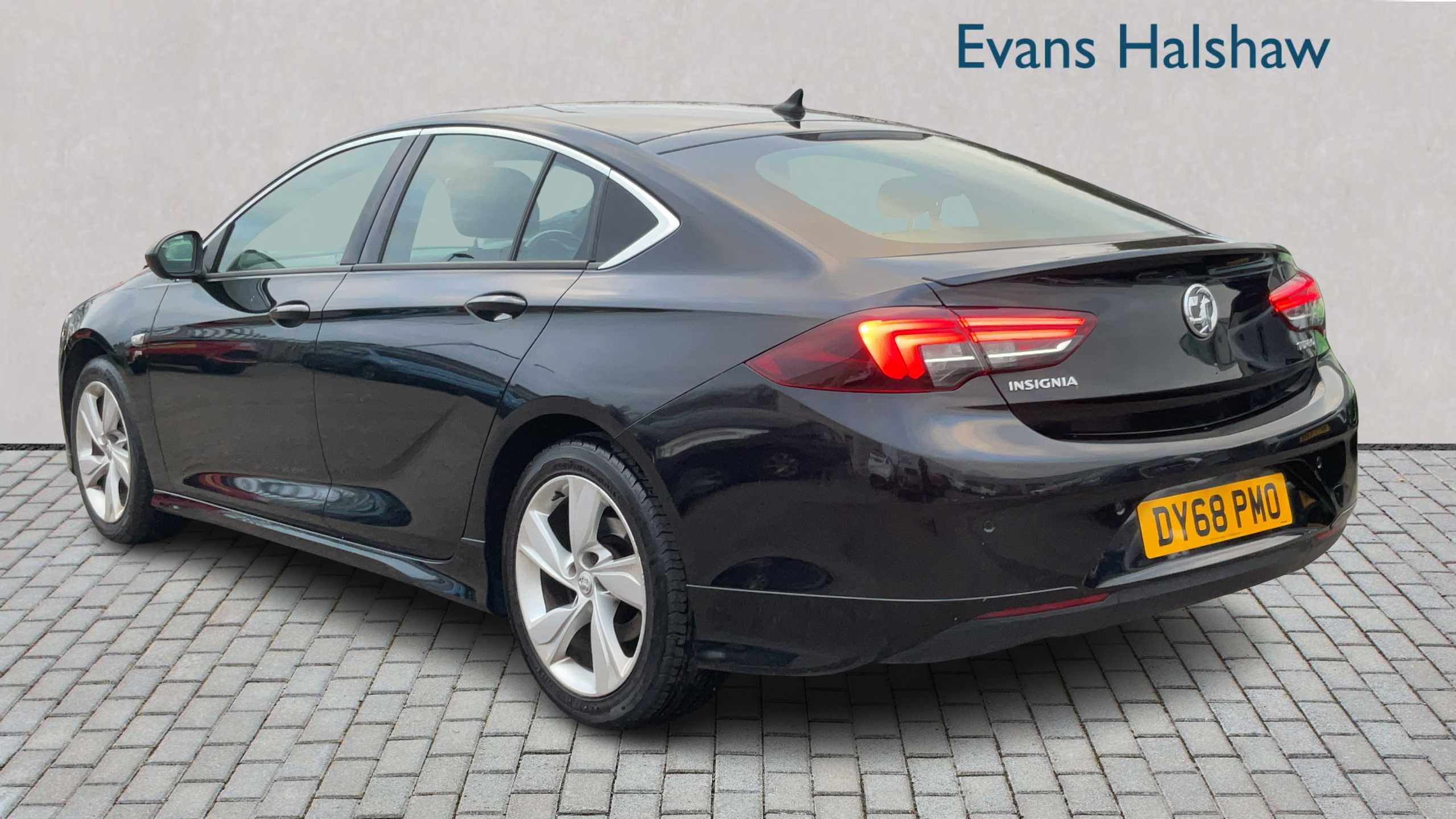 Vauxhall Insignia 1.5T Sri Vx-line Nav 2019 DY68PMO Black #2