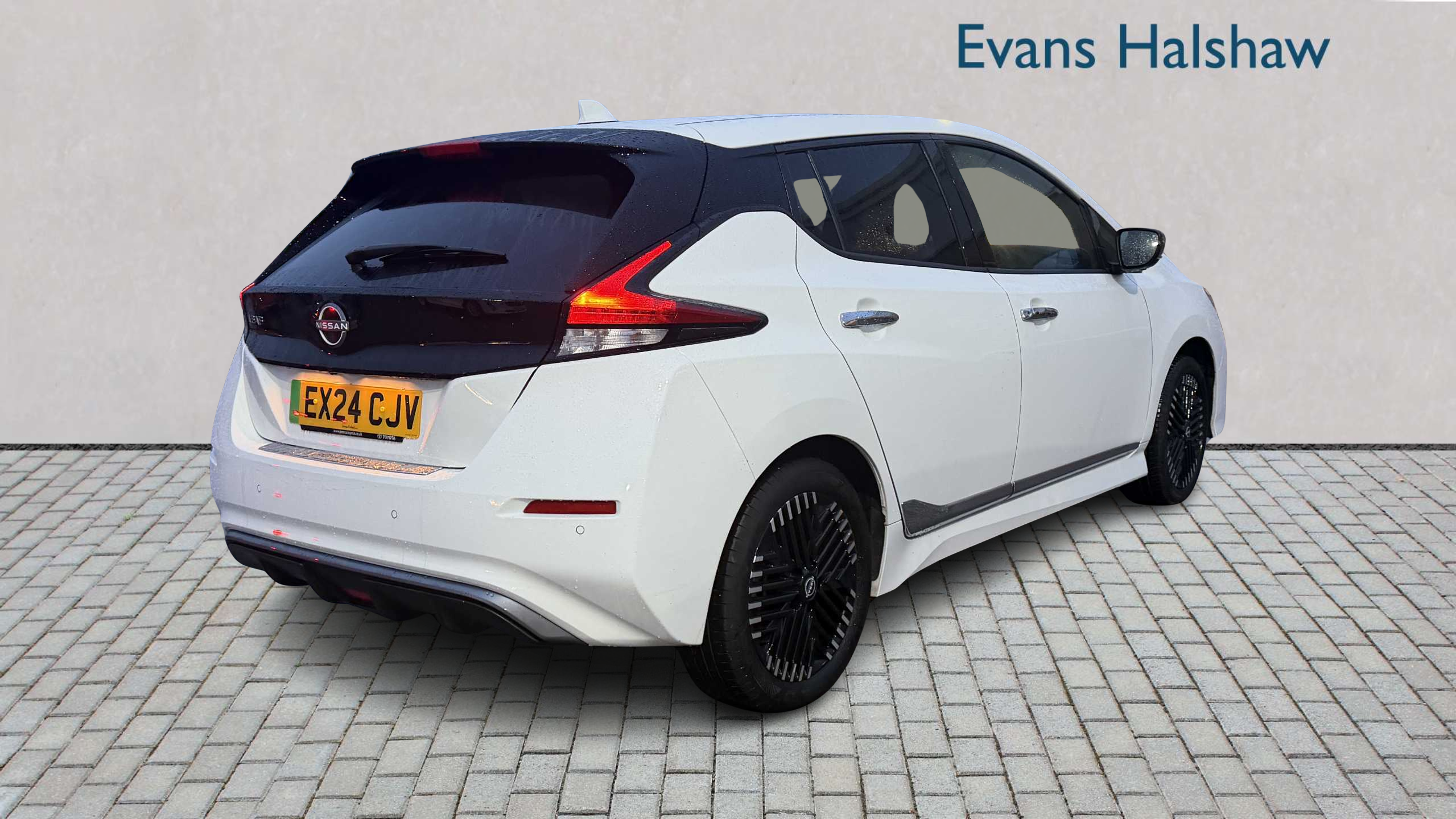 Nissan Leaf 110Kw Shiro 39Kwh 2024 EX24CJV White #4