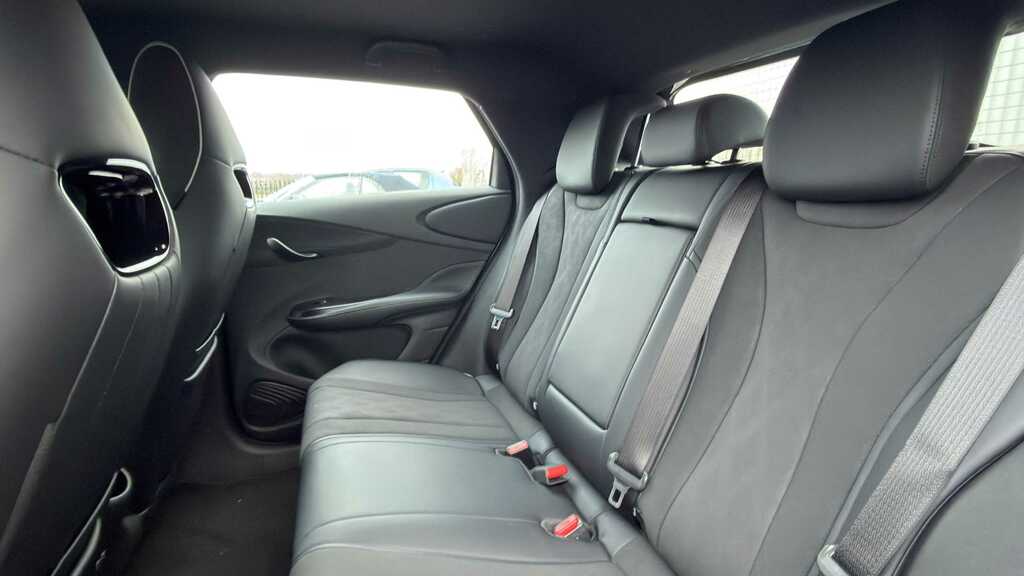 Byd Dolphin 150Kw Comfort 60.4Kwh 2025 DU75OMO Black #6