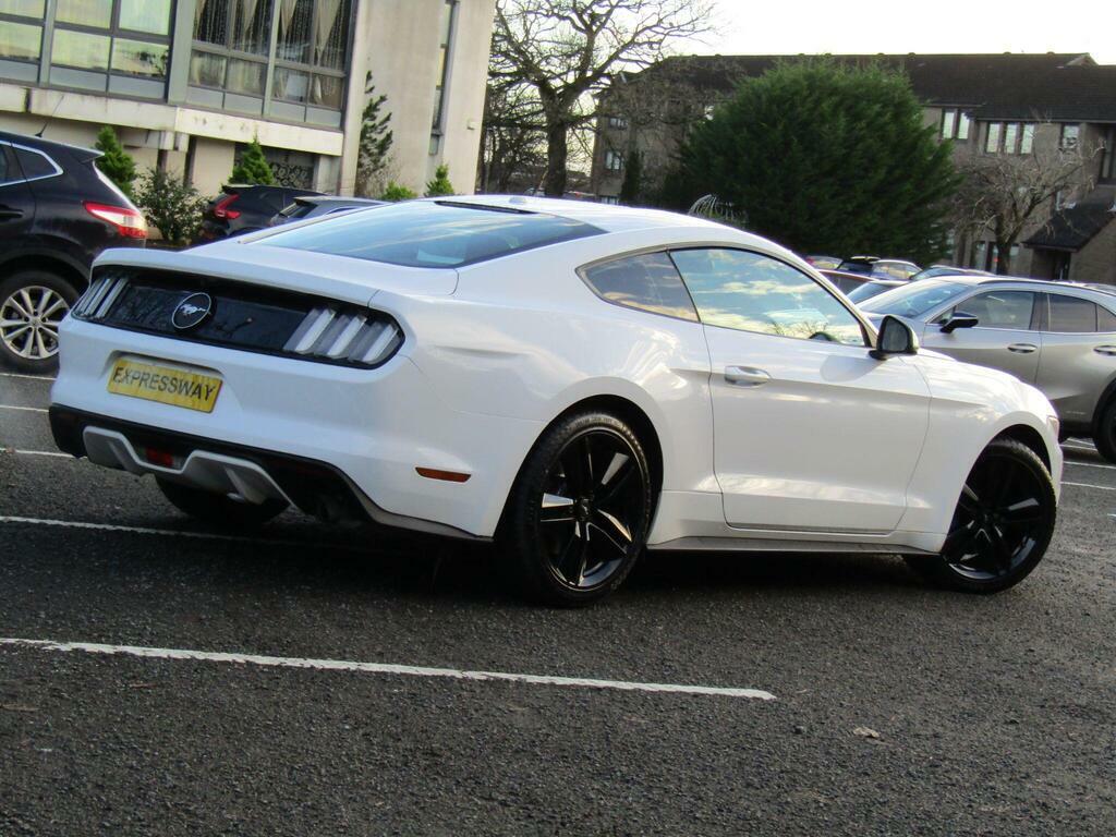 Ford Mustang 2.3T Ecoboost Fastback Euro 6 White #6